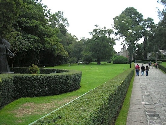 The museum has extensive grounds for you to wander and relax in